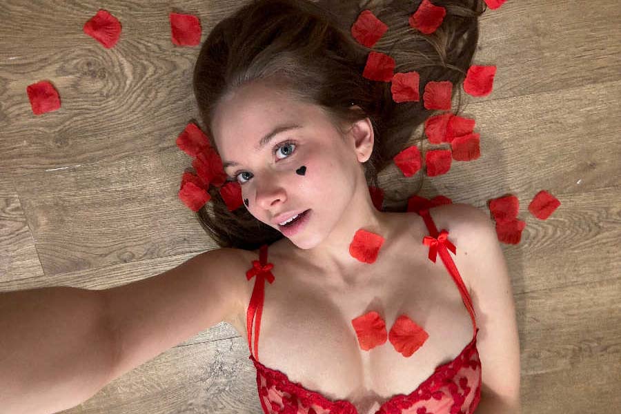 Model Baby Riley in Medellín